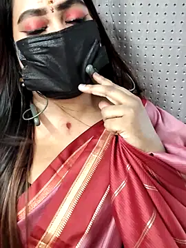 Cutie Nila online show from 05.05.26