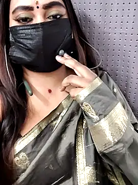 Cutie Nila online show from 05.07.26