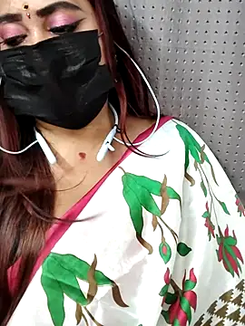 Cutie Nila online show from 06.18.26
