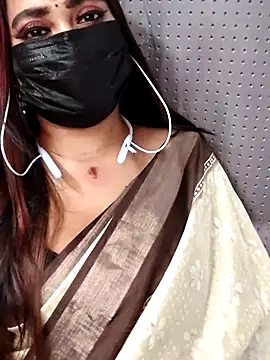 Cutie Nila online show from 07.07.26