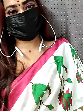 Cutie Nila online show from 07.18.26