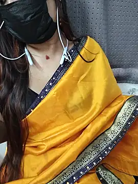 Cutie Nila online show from 08.03.26