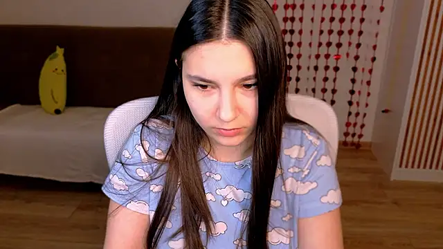 Ari Grend online show from 03.01.26