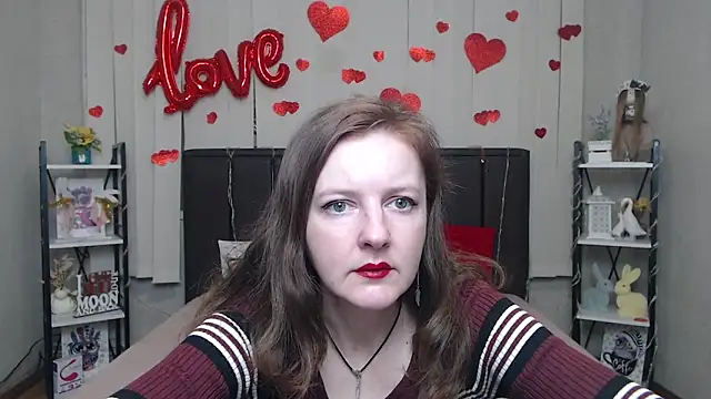 Snapshot of MeganPirs chatting on 03.12.26 MeganPirs online show from 03.12.26