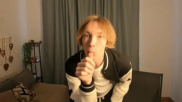 SilverFeral online show from 03.03.26