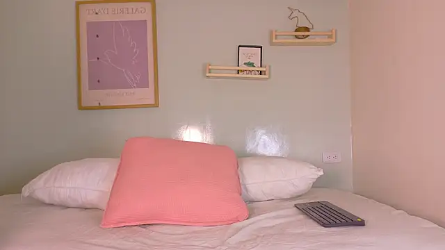 KylieAngel   online show from 04.19.26