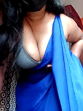 Snapshot of sexyladdupilla chatting on 04.09.26 sexyladdupilla online show from 04.09.26