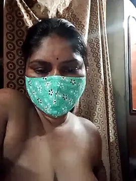 Snapshot of sexyladdupilla chatting on 04.16.26 sexyladdupilla online show from 04.16.26