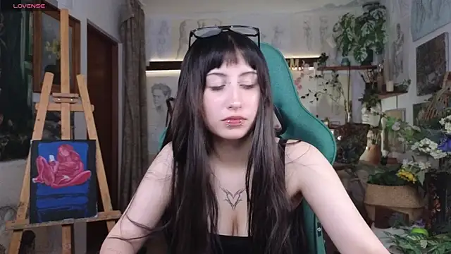 EffieMeowley online show from 06.07.26