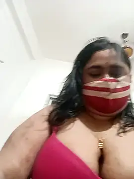 Snapshot of diyadey chatting on 03.19.26 diyadey online show from 03.19.26