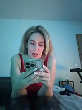 JuliaPrivat online show from 02.27.26