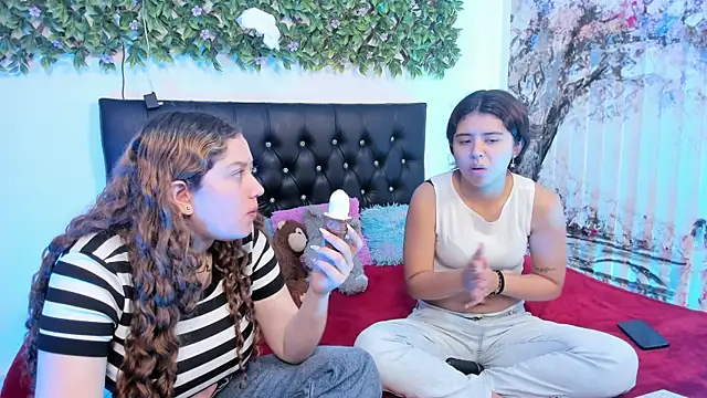 valeria and zoe online show from 05.01.26