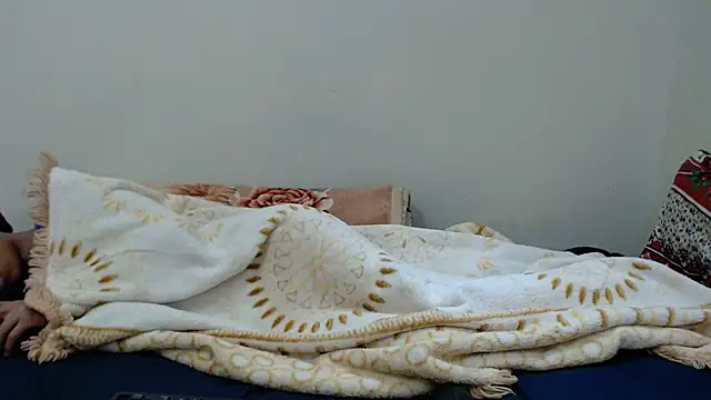 Freakycandy02 online show from 04.28.26