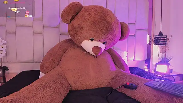 AgathaUwuDoll online show from 04.28.26
