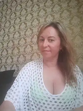 Snapshot of ChristinaYork chatting on 06.05.26 ChristinaYork online show from 06.05.26