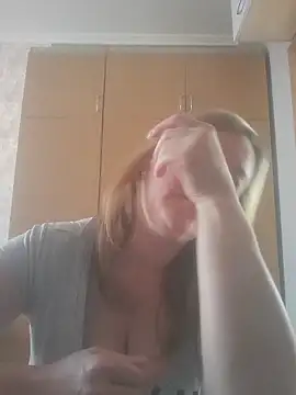 Snapshot of ChristinaYork chatting on 06.15.26 ChristinaYork online show from 06.15.26