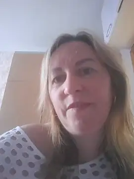 Snapshot of ChristinaYork chatting on 06.26.26 ChristinaYork online show from 06.26.26