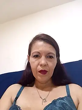 celeste kiss  online show from 04.18.26