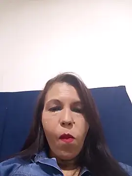 celeste kiss  online show from 05.01.26