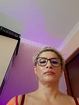 LunaBlaise online show from 04.23.26