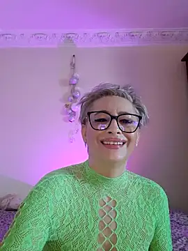 LunaBlaise online show from 05.06.26