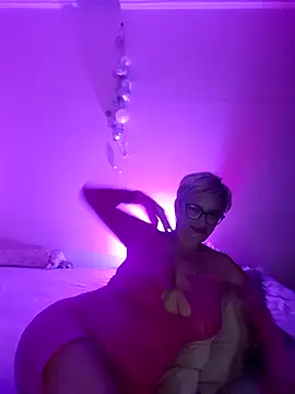LunaBlaise online show from 06.21.26