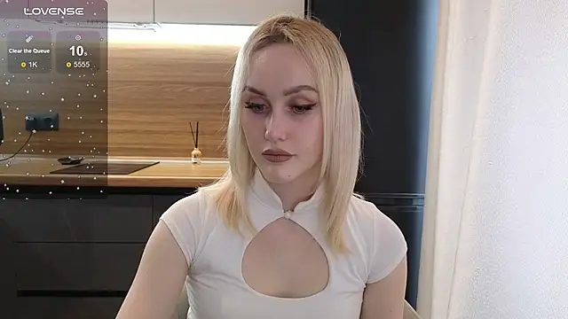Bella Villen online show from 06.14.26