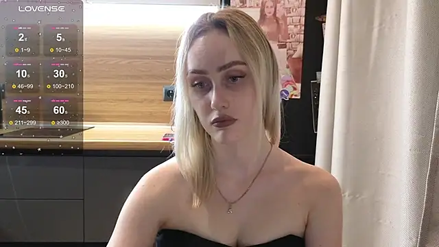 Snapshot of Bella_Villen chatting on 08.02.26 Bella Villen online show from 08.02.26
