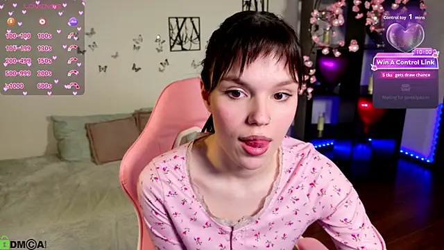 JanetCensley online show from 04.22.26
