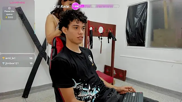 MiaBella and Max online show from 03.10.26