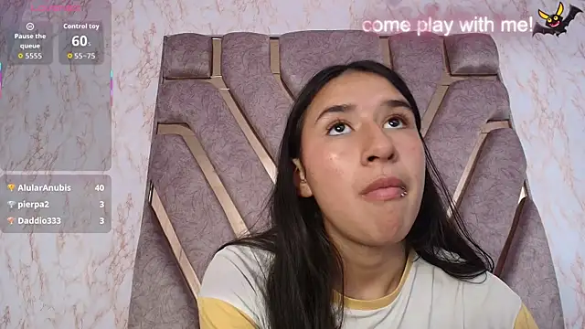 LilyRossi  online show from 04.15.26