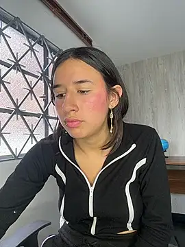 LilyRossi  online show from 07.28.26