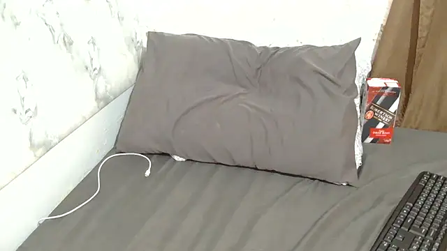 HottestEbonyBitch online show from 04.28.26
