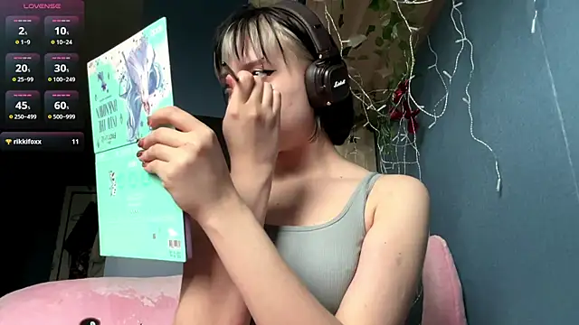 AueshaSimon online show from 04.24.26