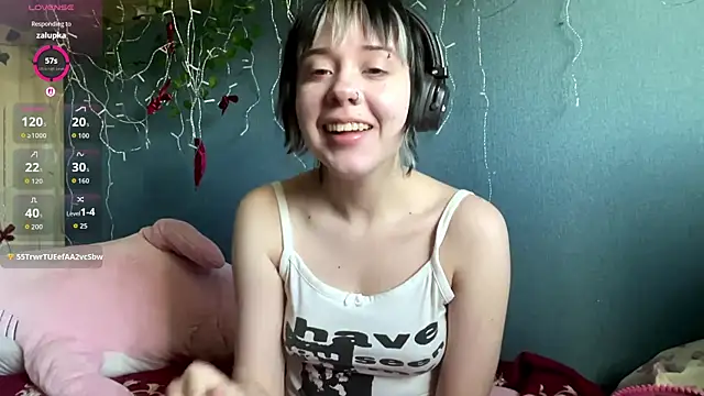 AueshaSimon online show from 04.28.26