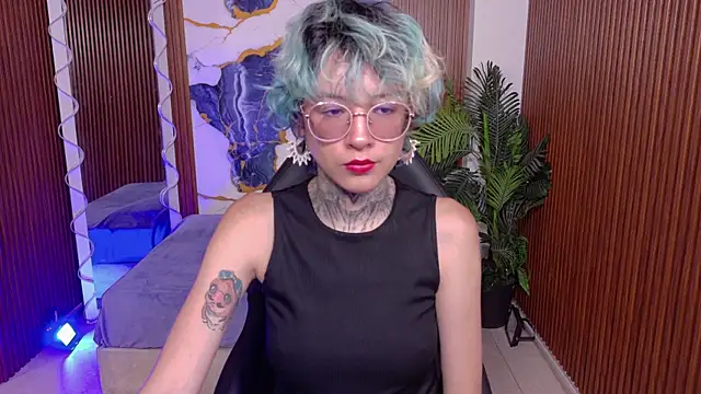 Snapshot of Lyra_tay chatting on 06.01.26 Lyra tay online show from 06.01.26