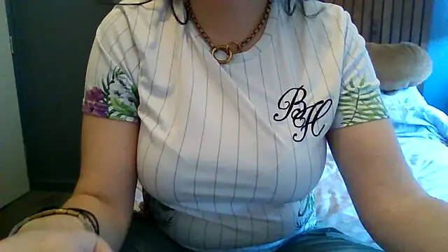 Snapshot of StaceyXOXO chatting on 03.14.26 StaceyXOXO online show from 03.14.26