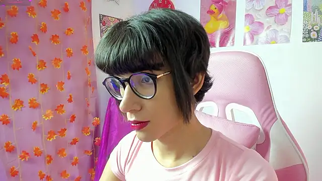 Madeline 21 online show from 03.07.26