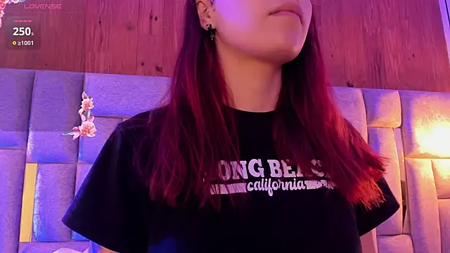 camilaa smith  online show from 04.20.26