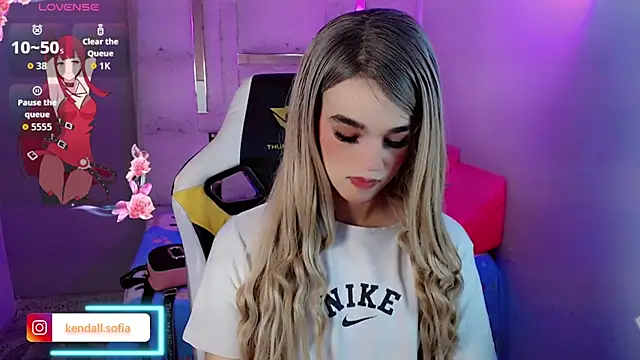 Sophiaa doll  online show from 03.10.26