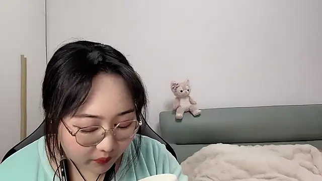 Snapshot of Susu-36E chatting on 03.13.26 Susu-36E online show from 03.13.26