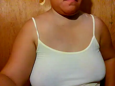 Snapshot of sejuicing_angel chatting on 05.30.26 sejuicing angel online show from 05.30.26