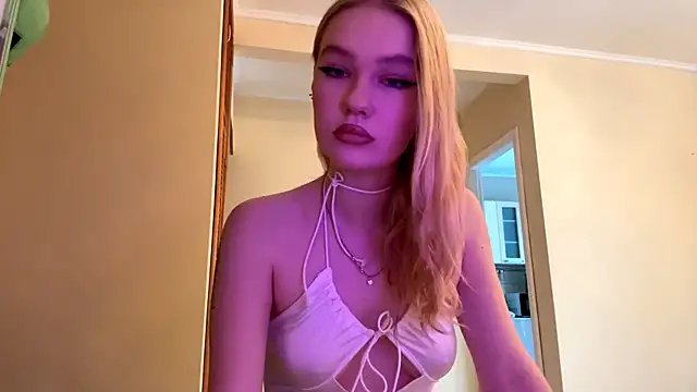 Snapshot of RimyPlaza chatting on 03.03.26 RimyPlaza online show from 03.03.26