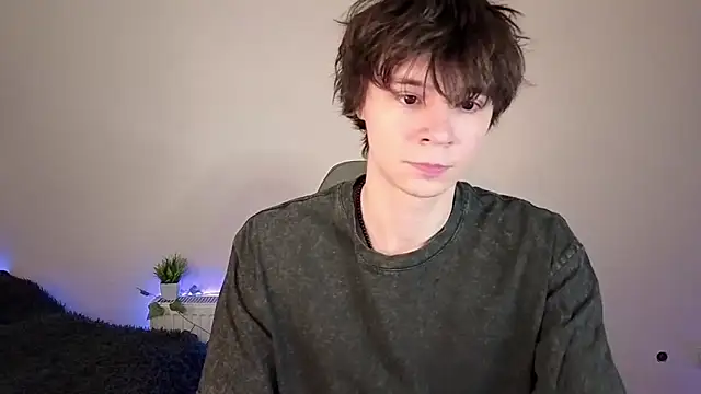 AnthonyCuutie online show from 06.15.26