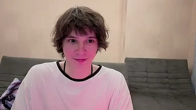 AnthonyCuutie online show from 08.08.26