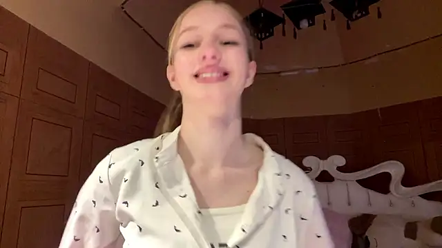 Anika Socutehe online show from 03.09.26