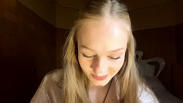 Anika Socutehe online show from 04.20.26