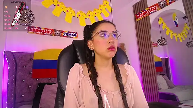 Amara Davis1 online show from 07.08.26