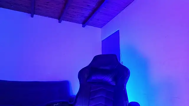 nikolwalter  online show from 06.10.26