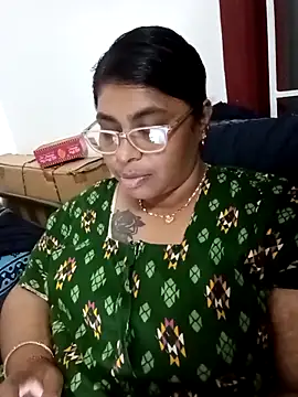 Snapshot of deepika-mallus chatting on 03.07.26 deepika-mallus online show from 03.07.26